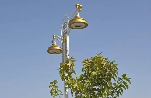 עמודי תאורה דקורטיביים